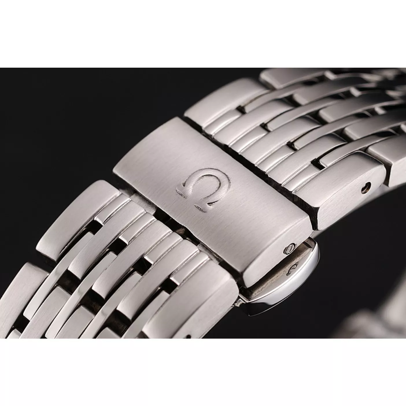 Aaa replica watch Omega De Ville White Dial Roman Numerals Stainless Steel Case And Bracelet 1453791 0120