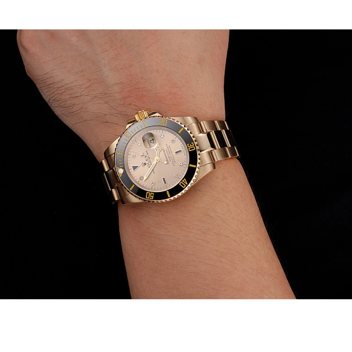 Aaa replica watch Diamond Dial Yellow Gold Black Bracelet Bezel And Swiss Markings With Rolex Case Gold Submariner 0226