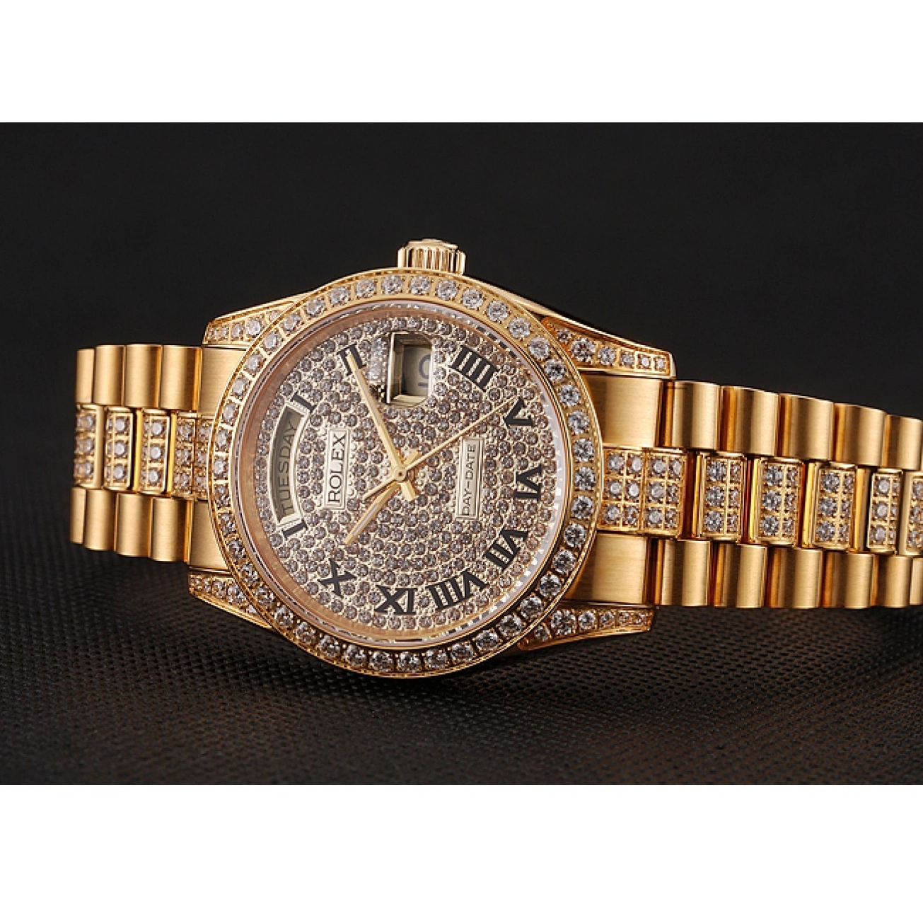 Aaa replica watch Diamond Day-Date 1453956 Swiss Gold Bracelet Pave Rolex Dial Diamond 0227