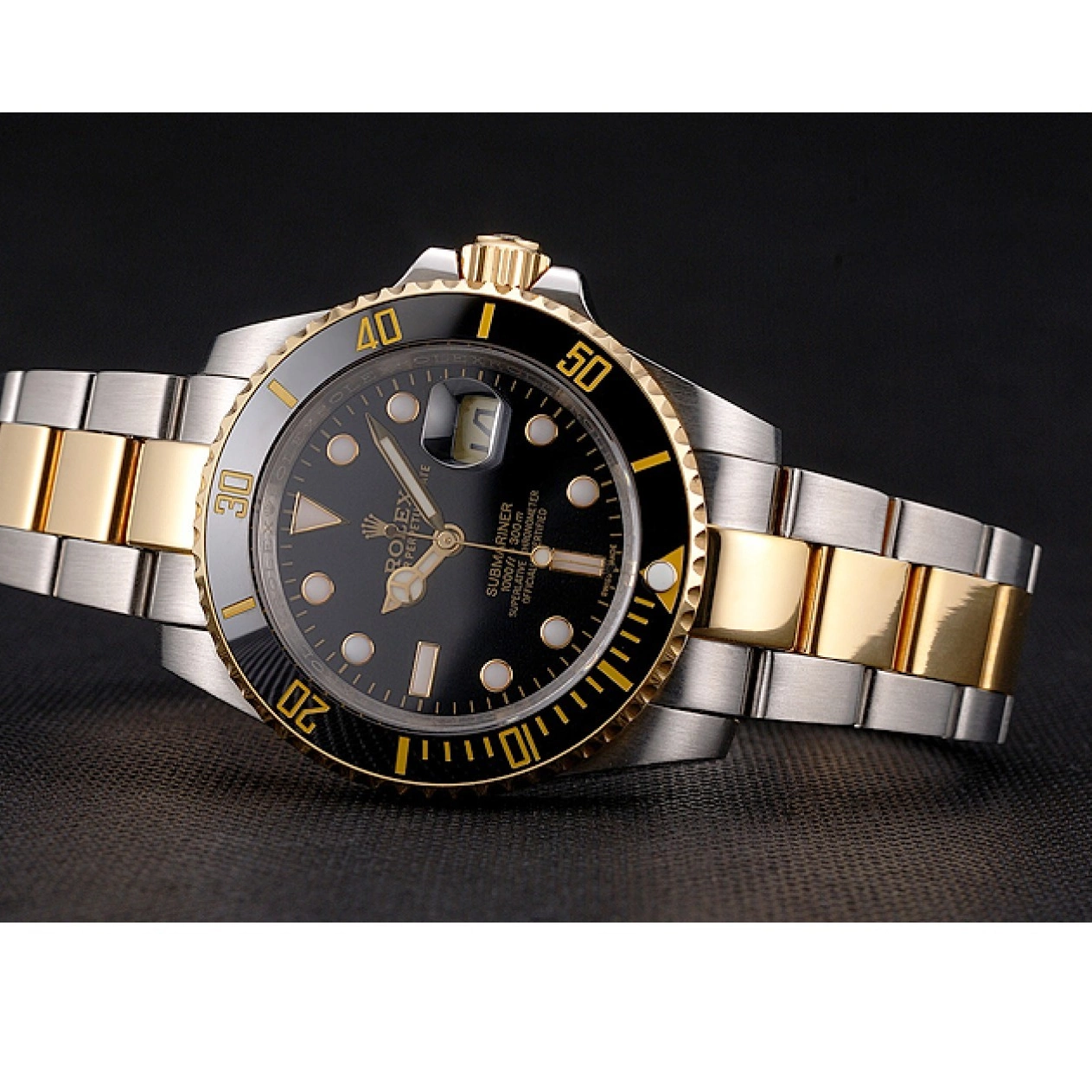 Aaa replica watch Swiss Gold Steel Submariner Tone Two And Bracelet Bezel Dial Rolex Black 0227