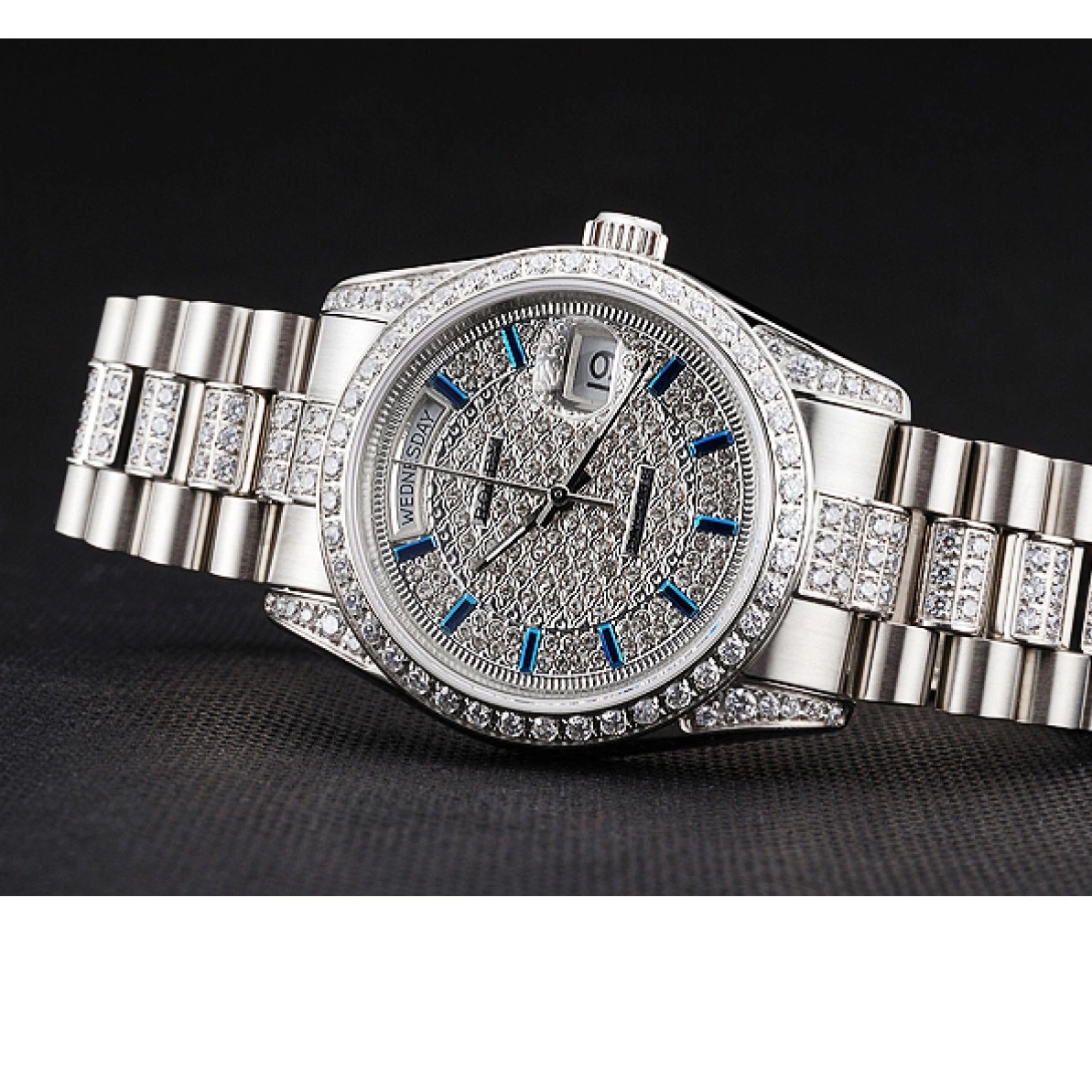 Aaa replica watch Swiss Bracelet And Diamond Day Stainless And Pave Dial Steel Date Bezel Rolex 0213